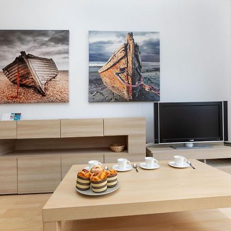 קולרה Apartment Escorxador By Interhome מראה חיצוני תמונה