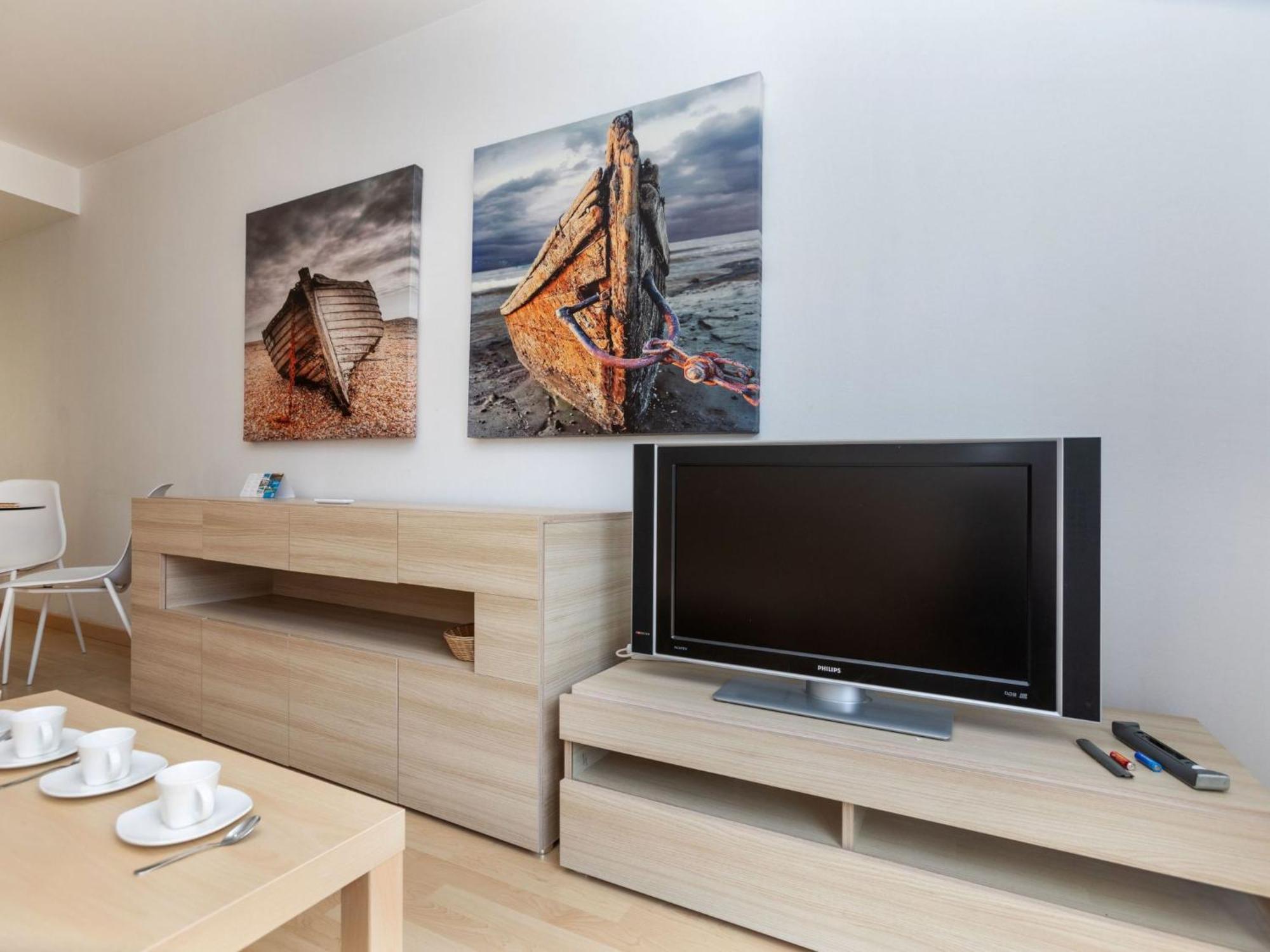 קולרה Apartment Escorxador By Interhome מראה חיצוני תמונה
